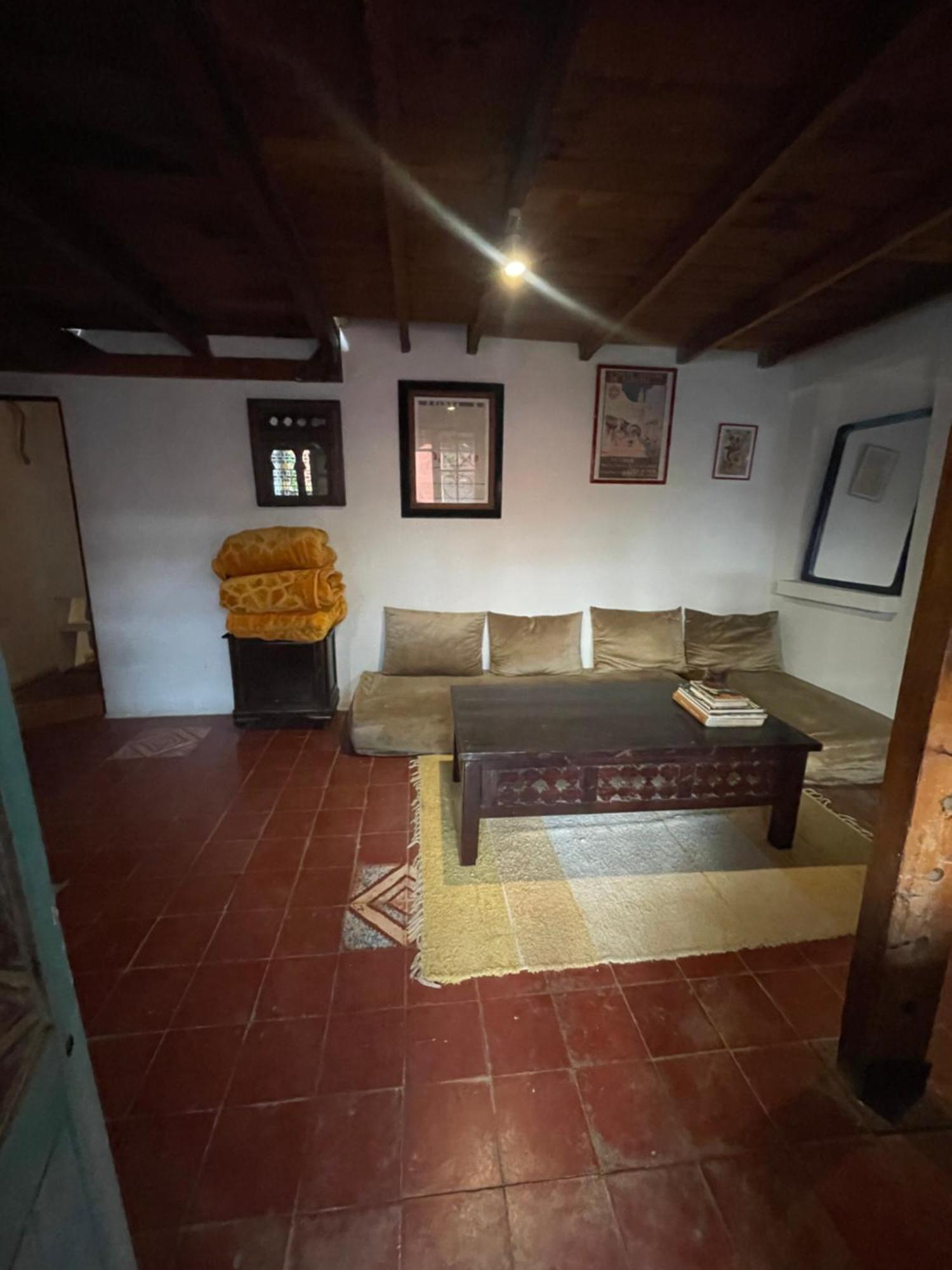 Dar El Pirata Hostel Asilah Exterior foto